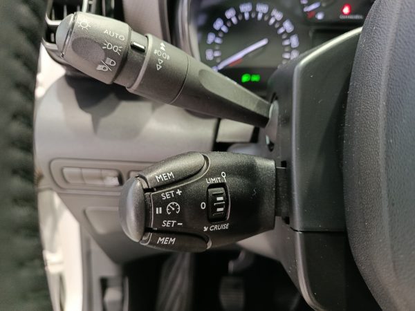 CITROEN C3 AIRCROSS 1.2I 110CV C-SERIES S&S MT6 - Image 17