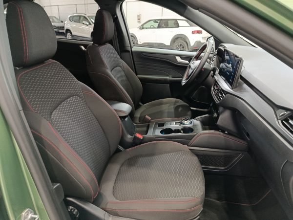 FORD KUGA 2.5 HYBRID ST-LINE AUTO 190CV - Image 13