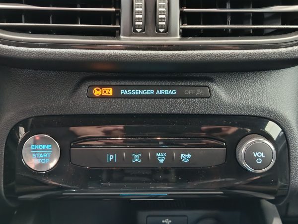 FORD KUGA 2.5 HYBRID ST-LINE AUTO 190CV - Image 21