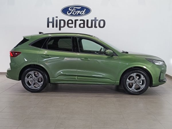 FORD KUGA 2.5 HYBRID ST-LINE AUTO 190CV - Image 24