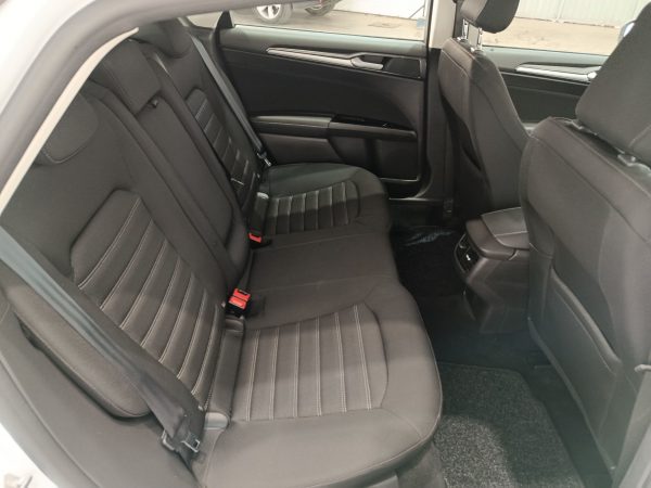 FORD MONDEO 2.0 TDCI 150CV TREND - Image 10