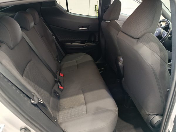 TOYOTA CHR 1.8 HYBRID ADVANCE 125H - Image 13