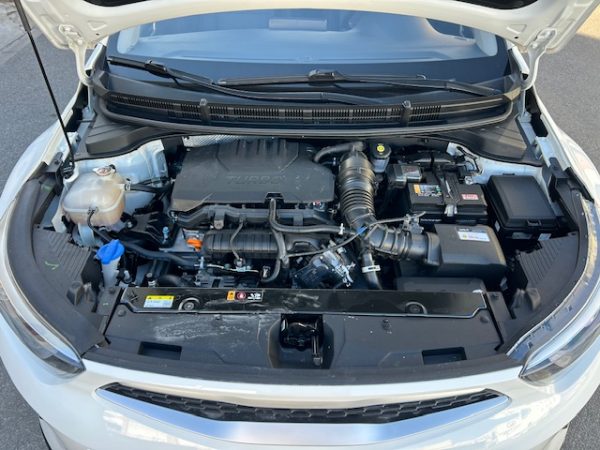 KIA STONIC 1.0T-GDi HYBRID CONCEPT 100CV - Image 15