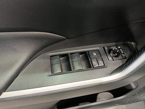 TOYOTA RAV-4 2.5I HYBRID BUSINESS AUTO 4x4 220CV - Image 20