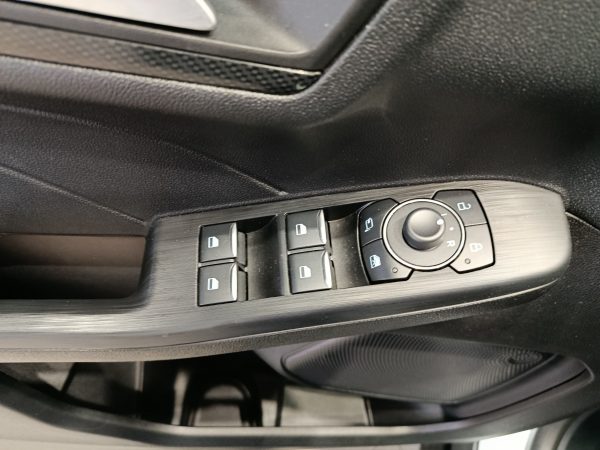 FORD KUGA 2.5 HYBRID ST-LINE AUTO 190cv - Image 19