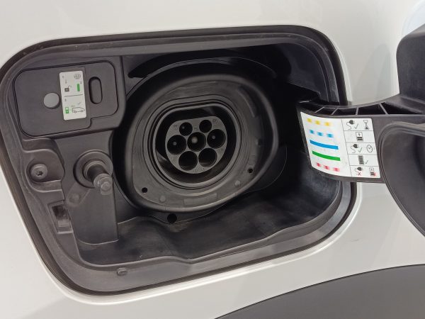 RENAULT CAPTUR ZEN ETECH PHEV 160cv - Image 21