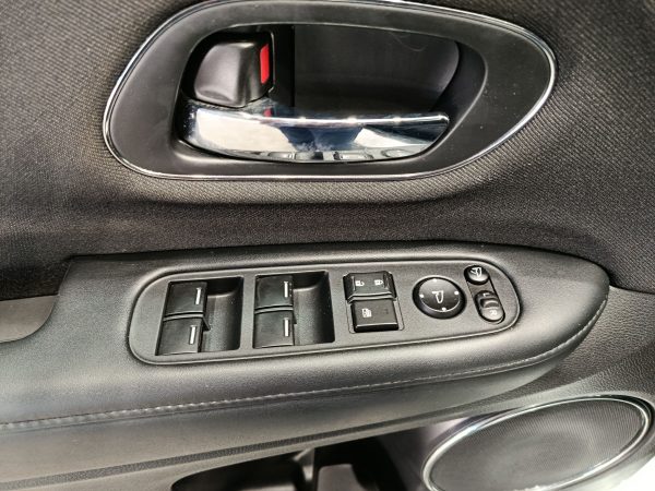 HONDA HR-V  1.5I-VT ECELEGANCE NAVI 130CV CVT S&S - Image 24