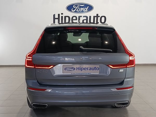 VOLVO XC60 2.0 T6 INSCRIPTION RECHARGE PLUG-IN AWD - Image 6