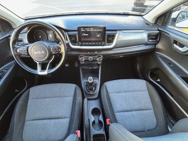 KIA STONIC 1.0T-GDi HYBRID CONCEPT 100CV - Image 9