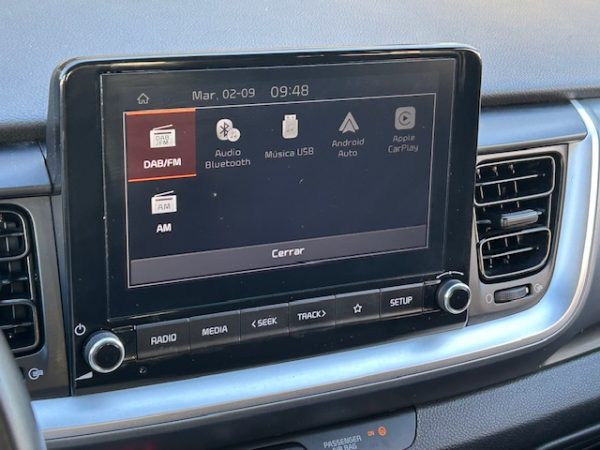 KIA STONIC 1.0T-GDi HYBRID CONCEPT 100CV - Image 10