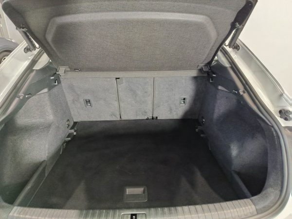 AUDI Q3 SPORTBACK 35TDI ADVANCED S-TRONIC - Image 10