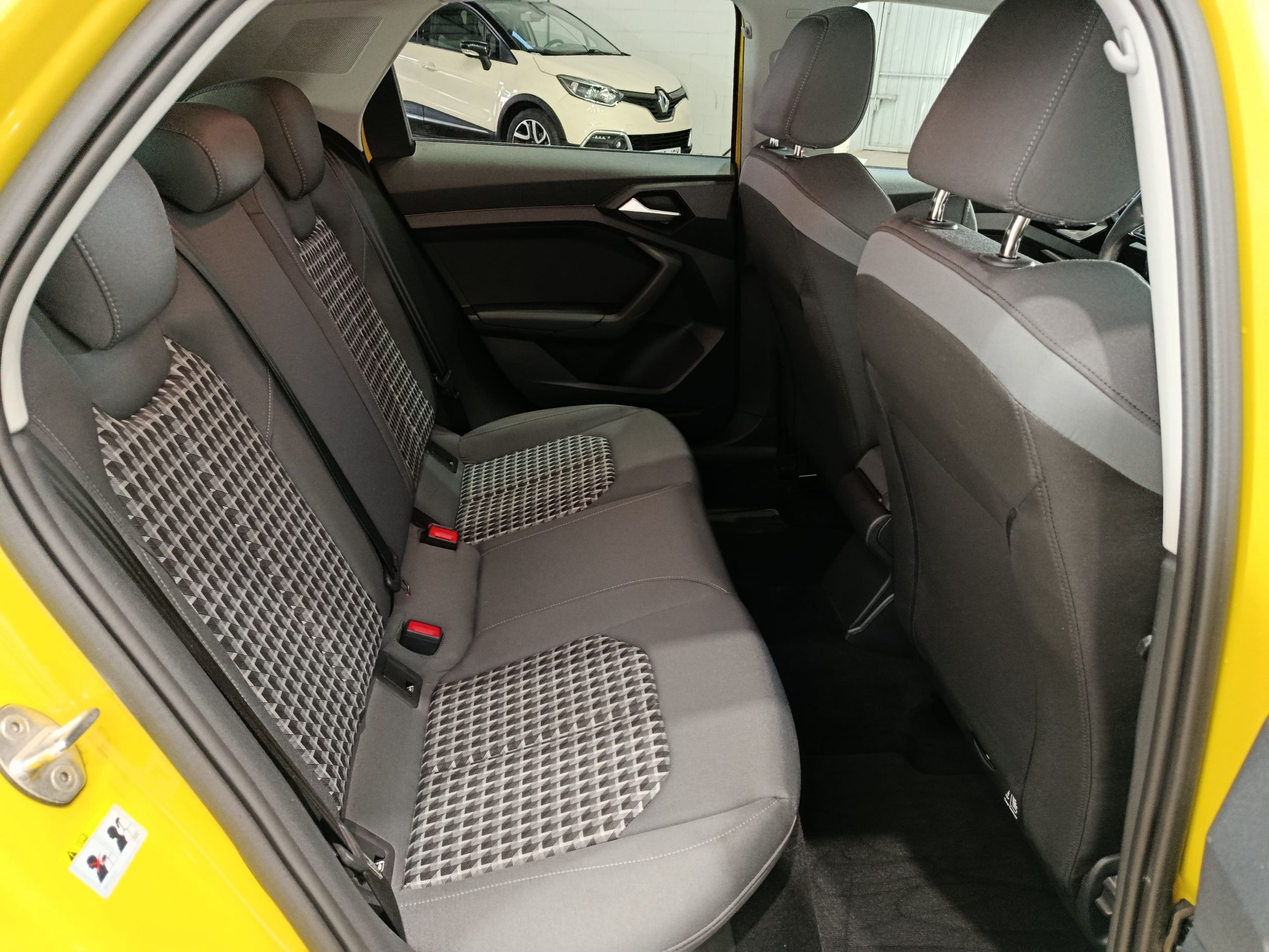 AUDI A1 ALLSTREET ADRENALIN 30TFSi 110cv - Imagen 11