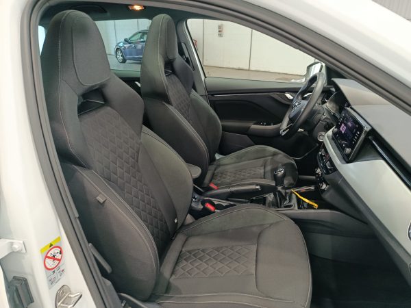 SKODA KAMIQ 1.0 TSI 110CV SPORT - Image 12