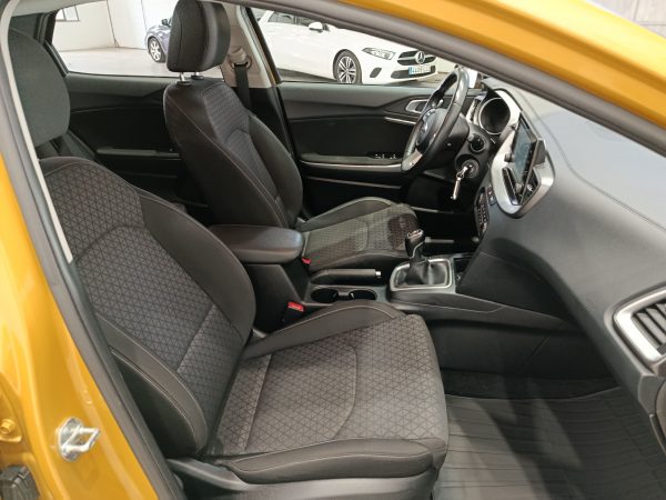 KIA XCEED 1.0T-GDi DRIVE 120CV - Imagen 13