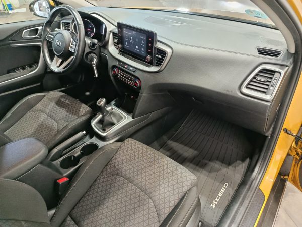 KIA XCEED 1.0T-GDi DRIVE 120CV - Imagen 14