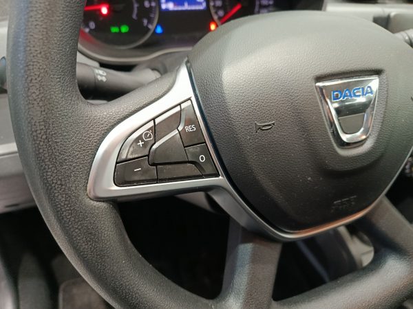 DACIA DUSTER 1.5 DCI 115CV ESSENTIAL 4X4 - Image 15