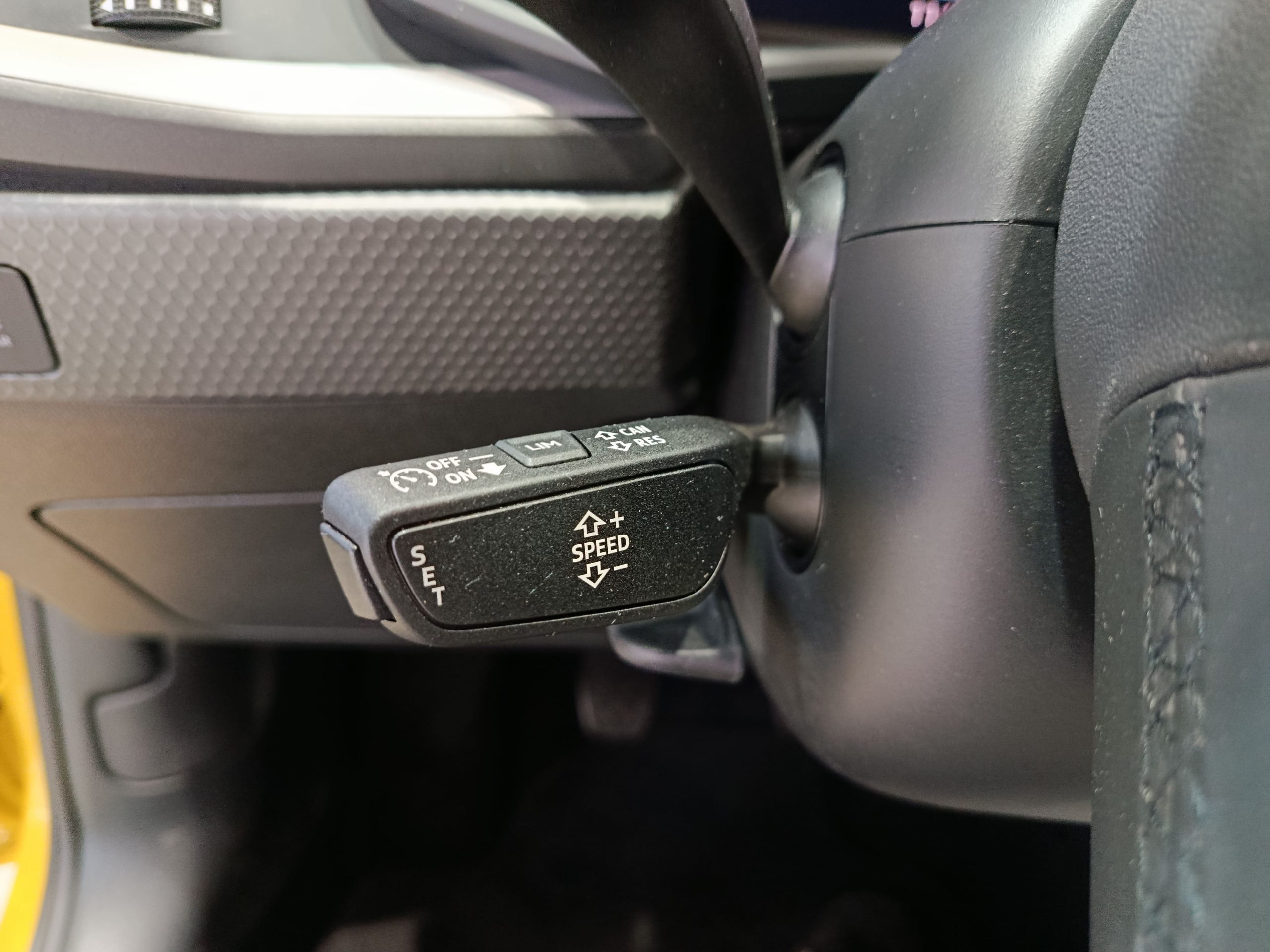 AUDI A1 ALLSTREET ADRENALIN 30TFSi 110cv - Imagen 17