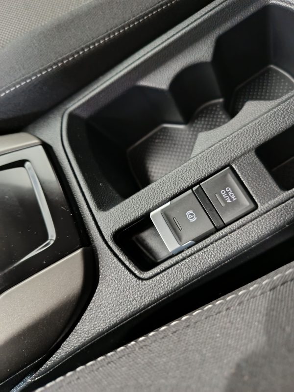 VOLKSWAGEN T-ROC 2.0 TDI 150CV ADVANCE AT7 - Imagen 17