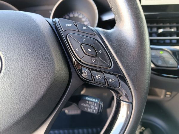 TOYOTA CHR 1.8 HYBRID ACTIVE 125H - Image 19