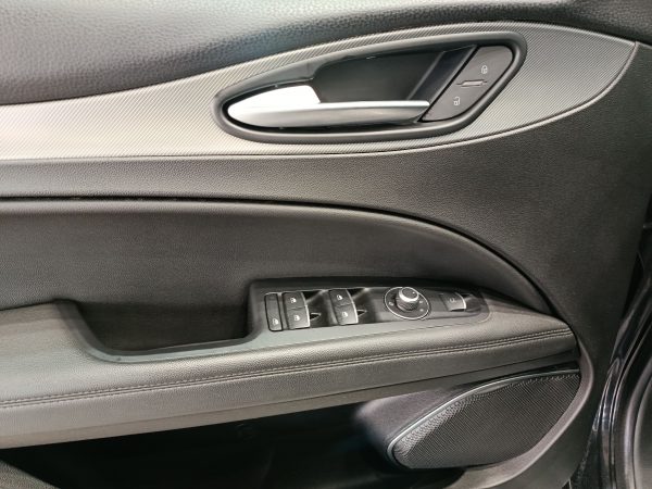 ALFA STELVIO 2.2MJT Q4 SPRINT AT 190CV - Image 22