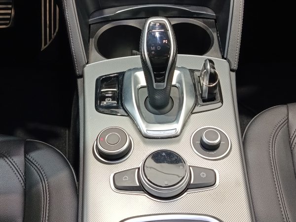 ALFA STELVIO 2.2MJT Q4 SPRINT AT 190CV - Image 23