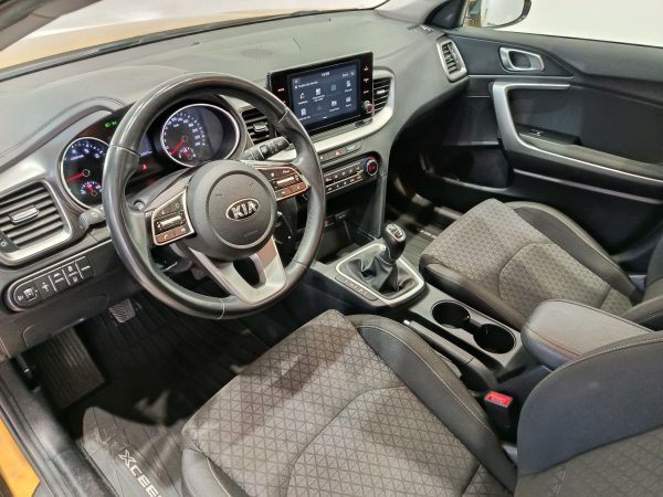KIA XCEED 1.0T-GDi DRIVE 120CV - Imagen 9