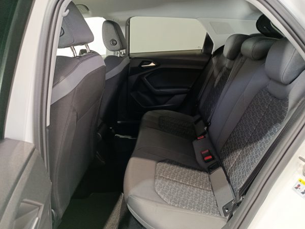 AUDI A1 SPORTBACK 30TFSI ADRENALIN S-TRONIC 110CV - Image 10