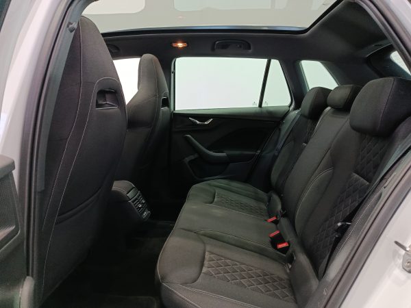 SKODA KAMIQ 1.0 TSI 110CV SPORT - Image 9