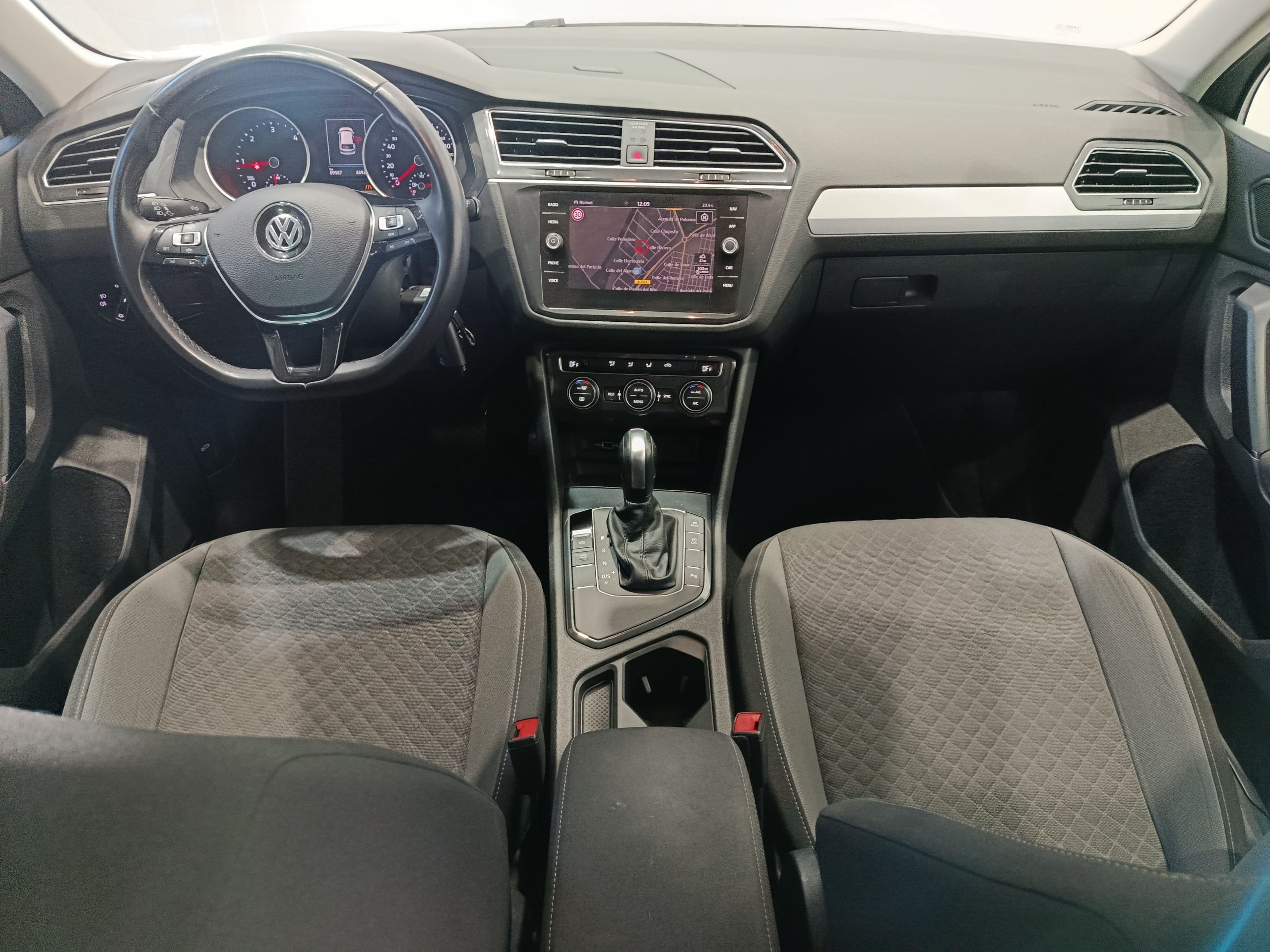 VOLKSWAGEN TIGUAN R-LINE 2.0TDI 150CV DSG - Imagen 15