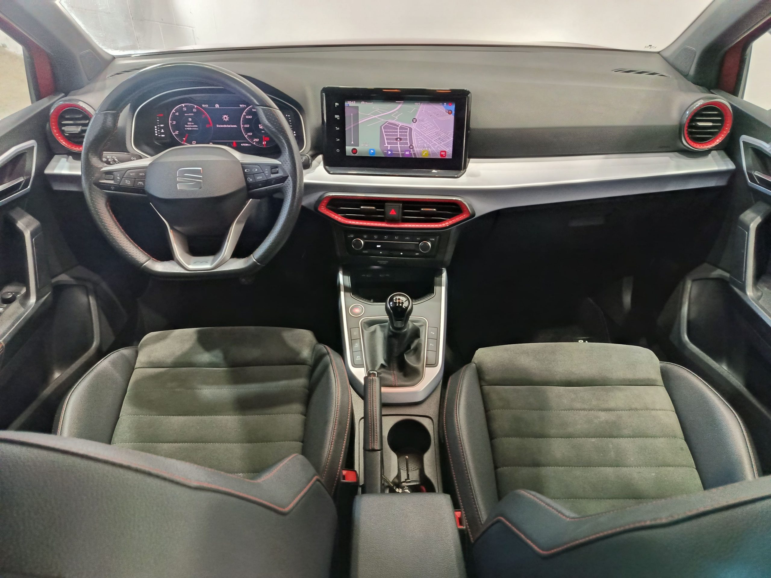 SEAT ARONA 1.0TSI 110CV FR - Imagen 14