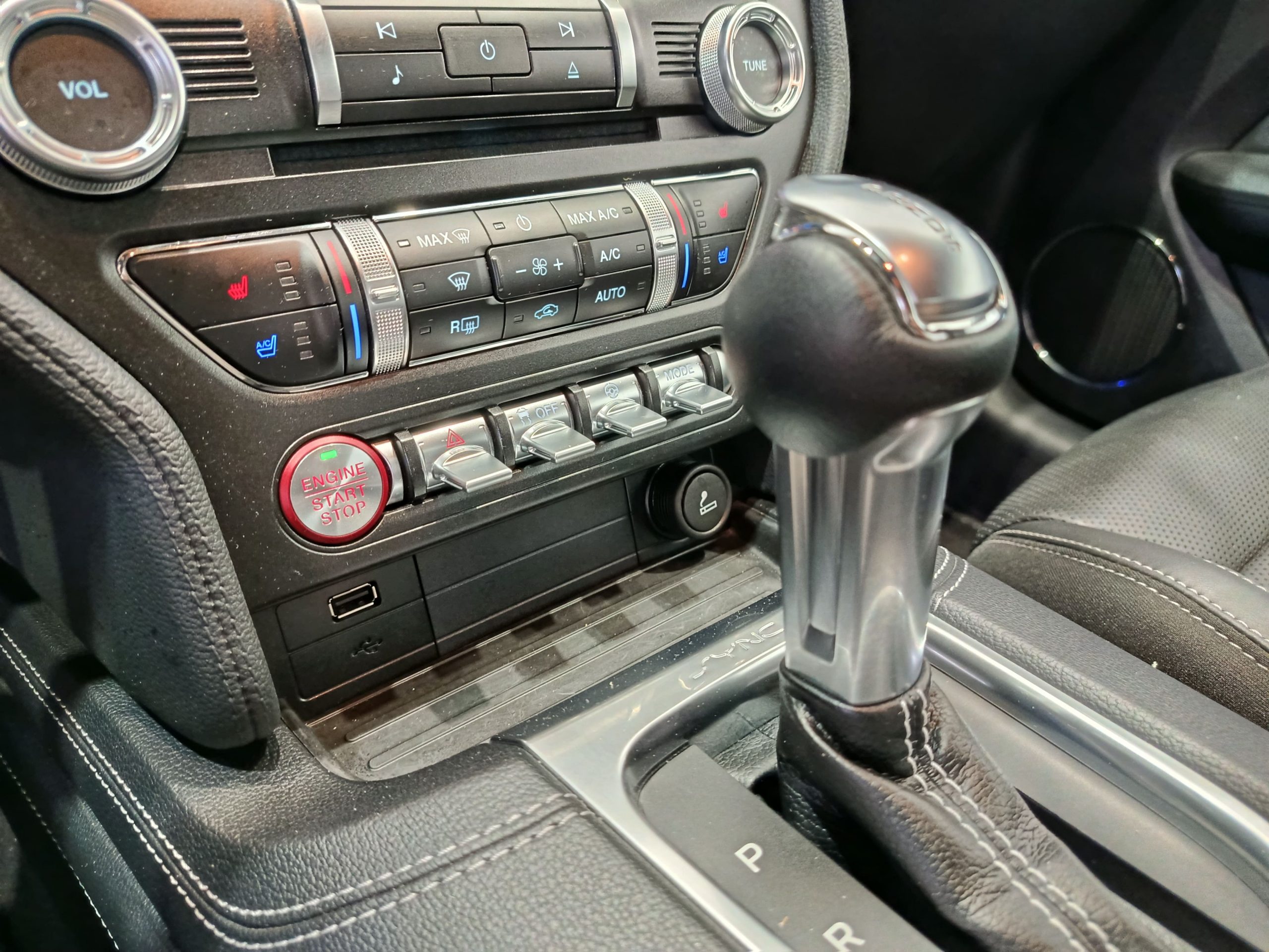 FORD MUSTANG 2.3ECOBOOST FASTBACK 290cv AUTO - Imagen 17