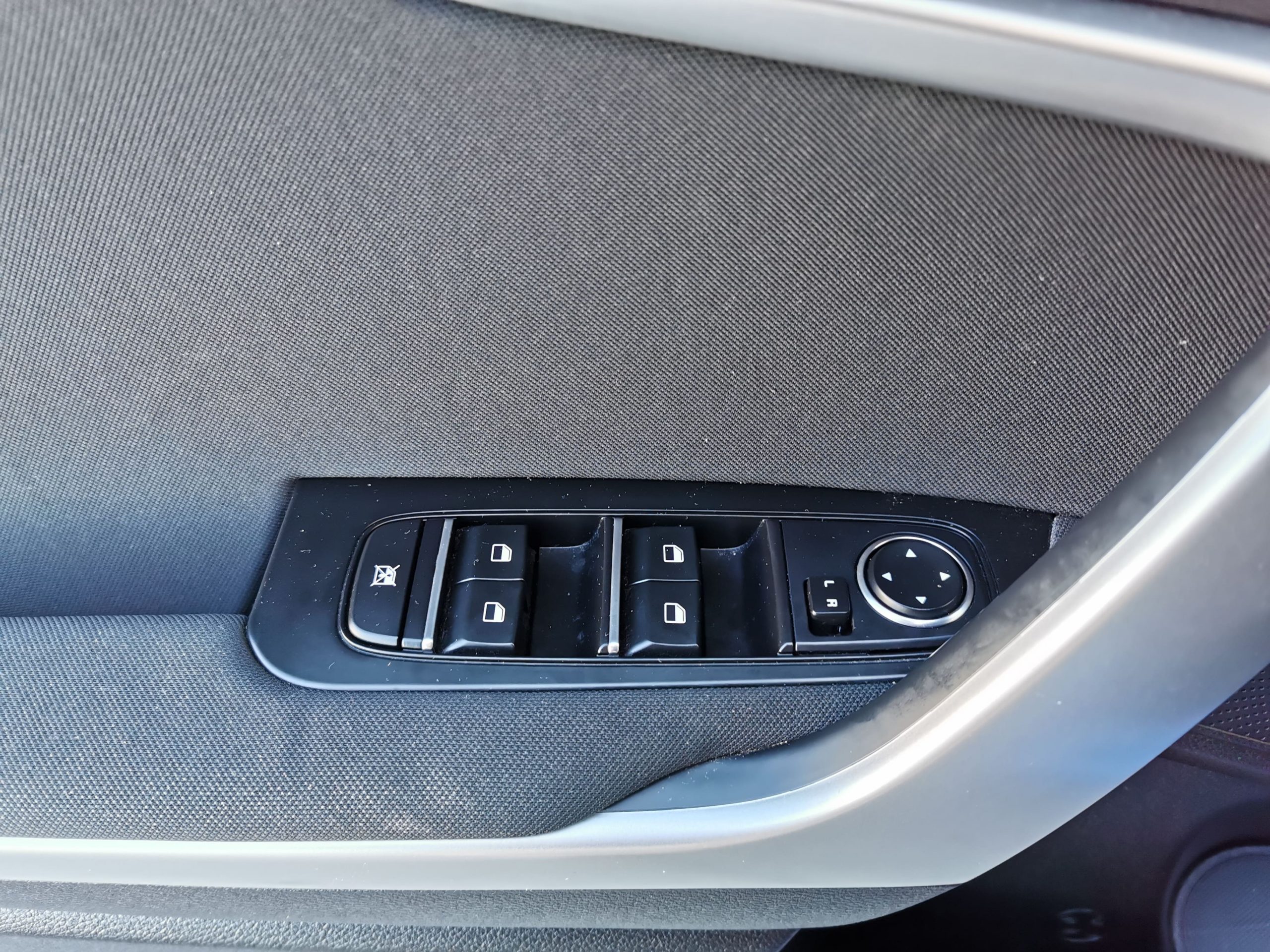 KIA CEED 1.0T-GDi CONCEPT 120CV - Imagen 20