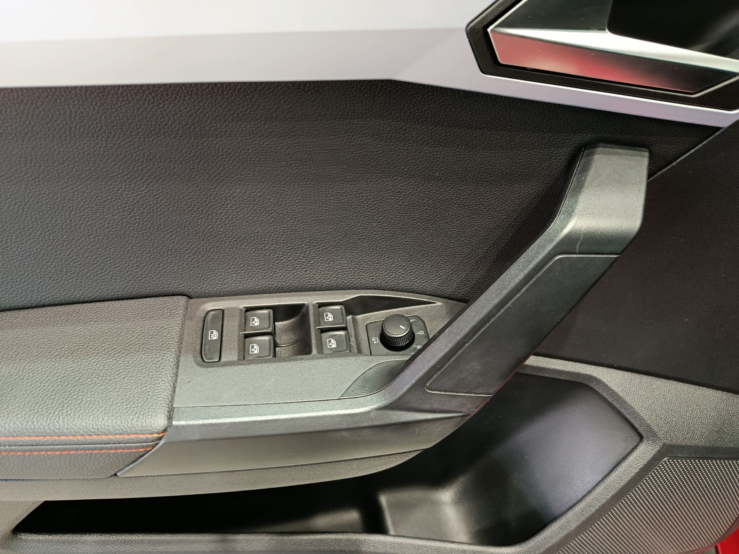 SEAT ARONA 1.0TSI 110CV FR - Imagen 22