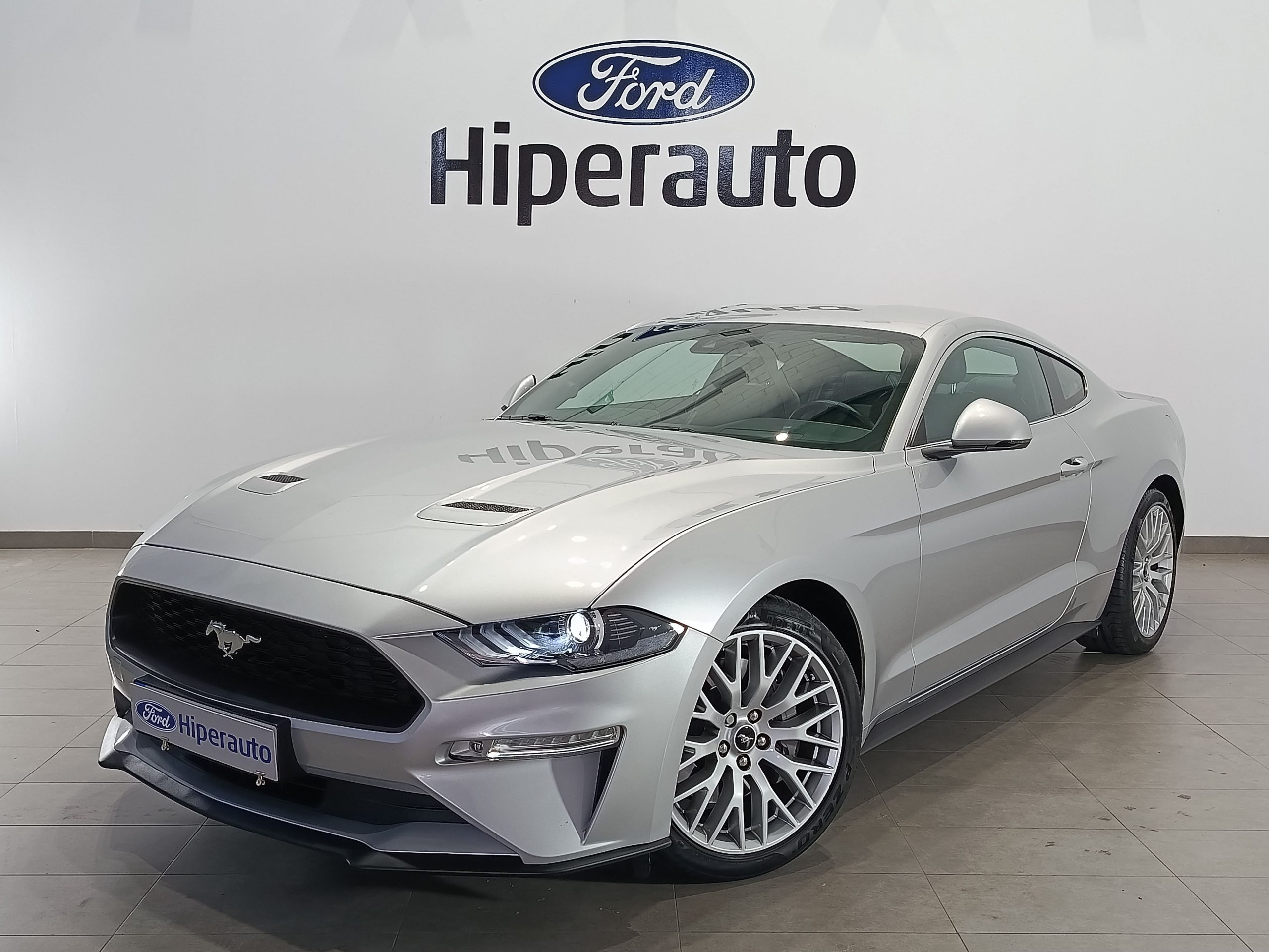 FORD MUSTANG 2.3ECOBOOST FASTBACK 290cv AUTO - Imagen 4