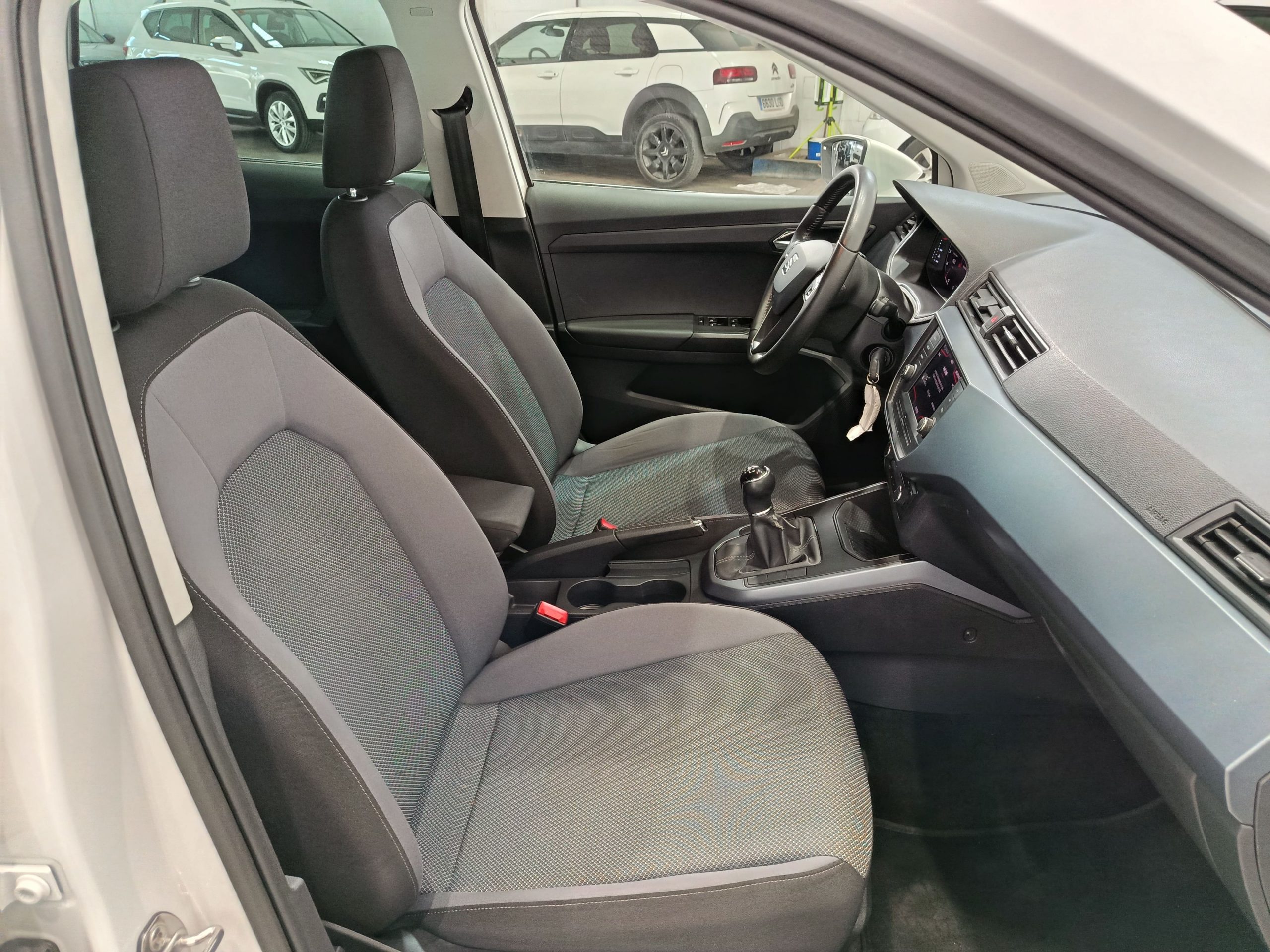 SEAT ARONA 1.0TSI STYLE EDITION 95cv - Imagen 12