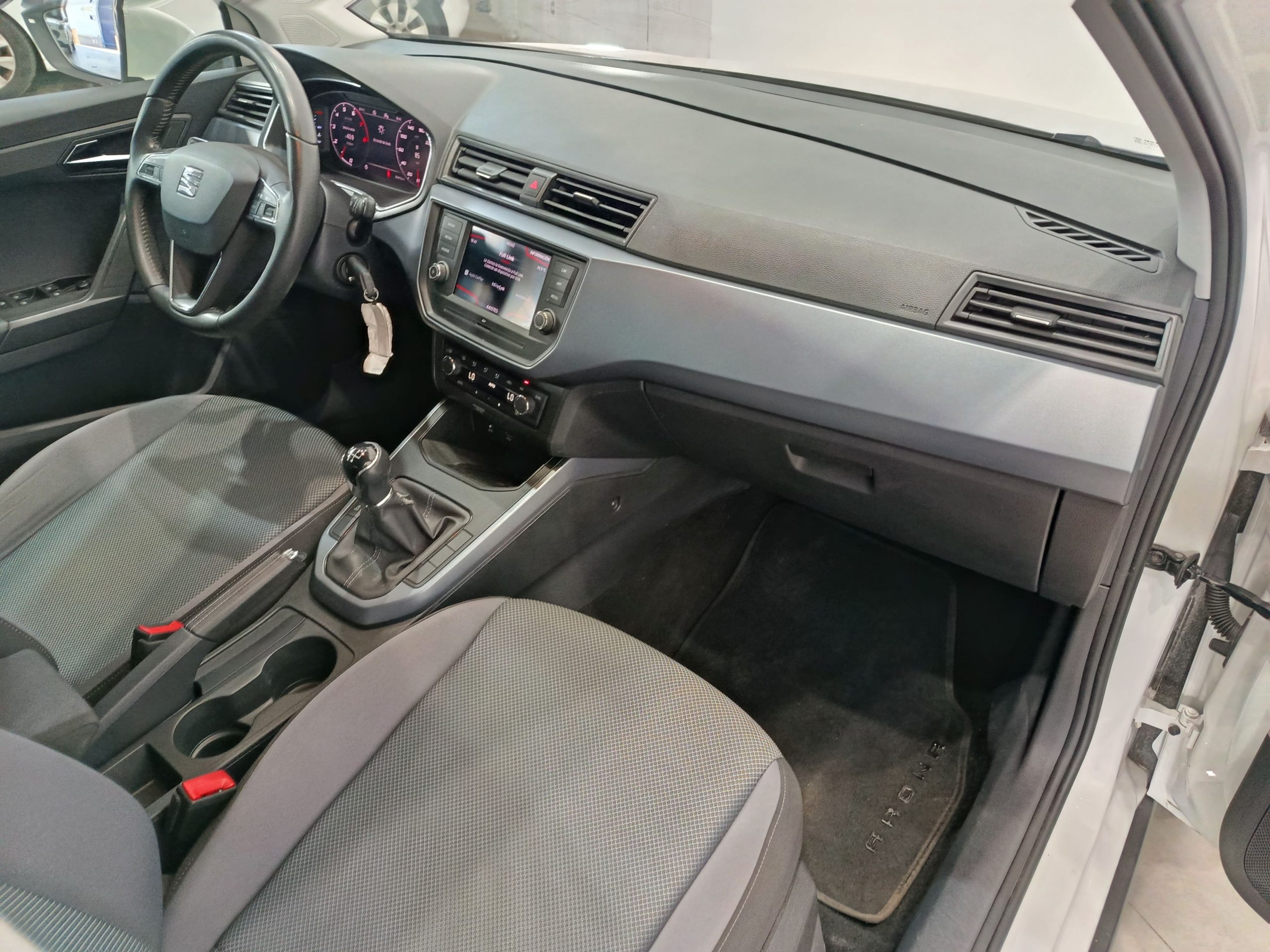 SEAT ARONA 1.0TSI STYLE EDITION 95cv - Imagen 13