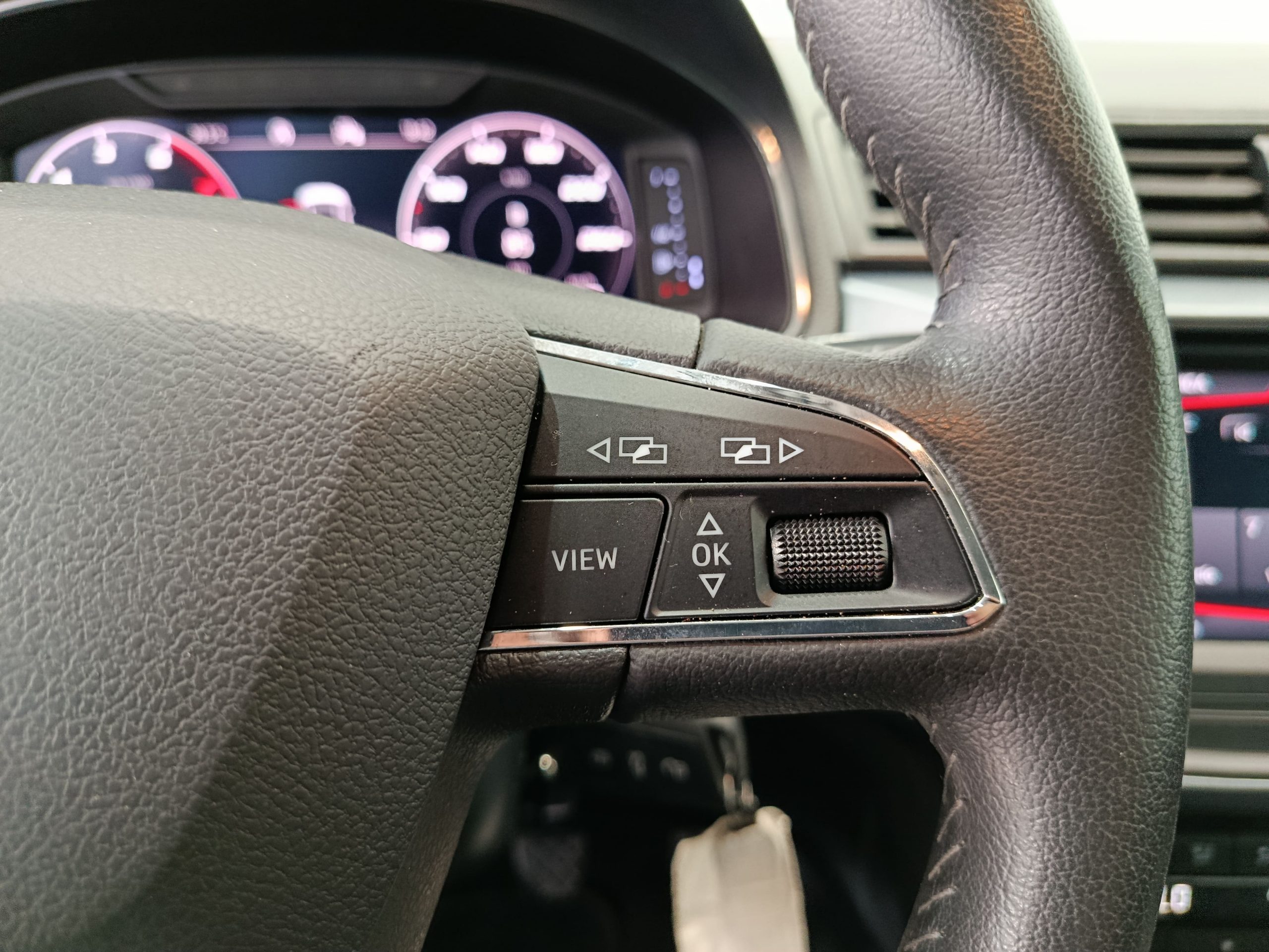 SEAT ARONA 1.0TSI STYLE EDITION 95cv - Imagen 16