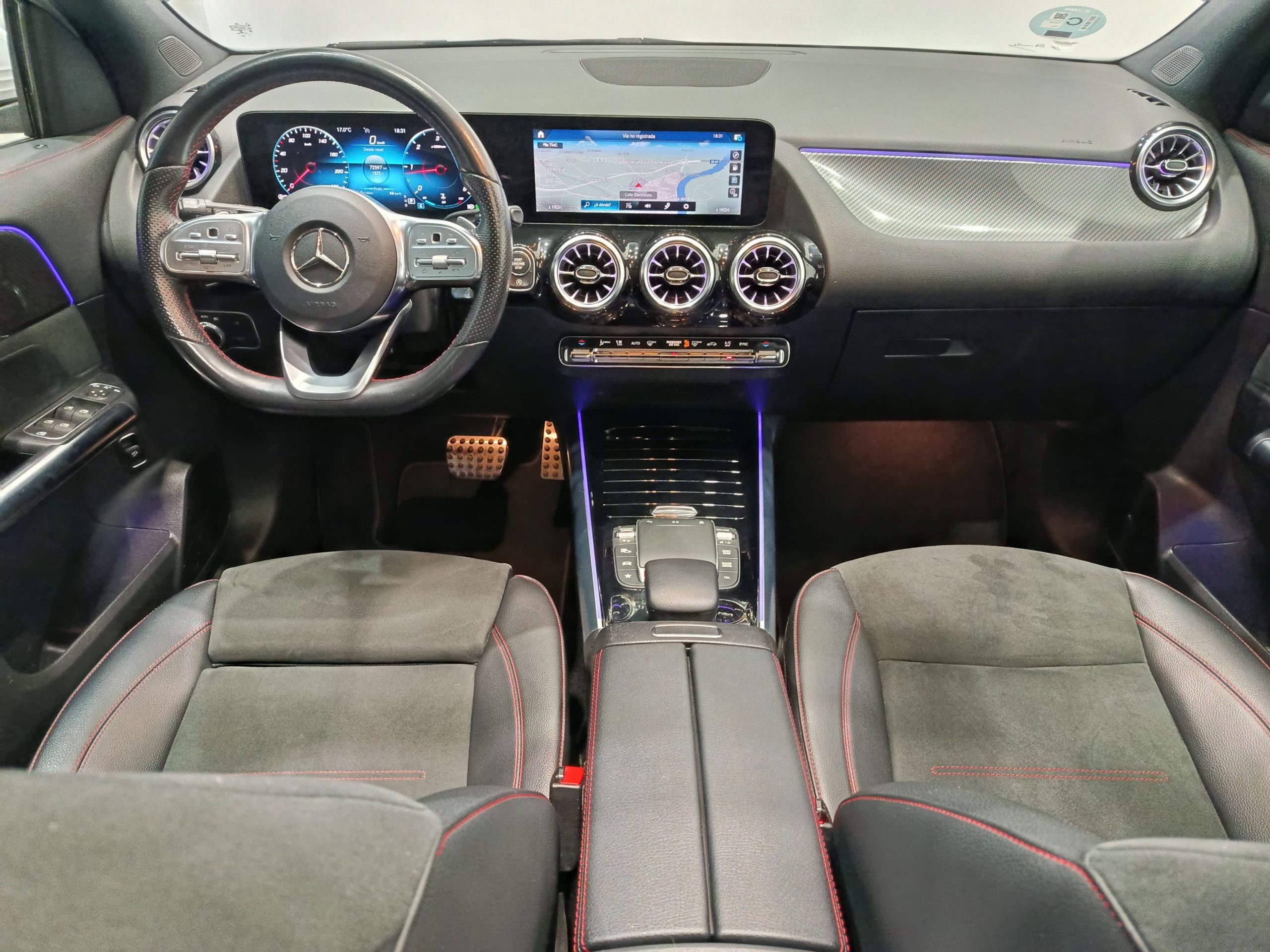 MERCEDES BENZ GLA 200d AMG AUTO 150CV - Imagen 15