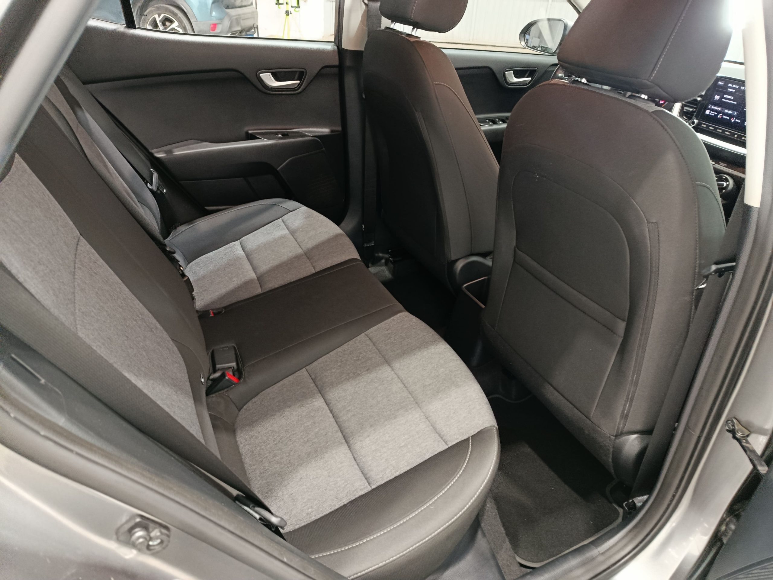 KIA STONIC 1.2 CONCEPT 84cv - Imagen 11