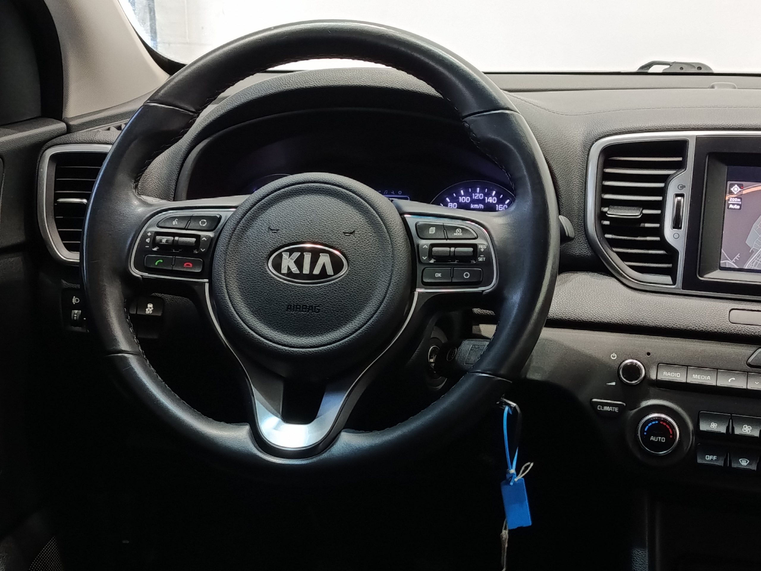 KIA SPORTAGE 1.7 CRDI 115CV BUSINESS ECO-DYNAMICS S&S 4X2 MT6 - Imagen 16