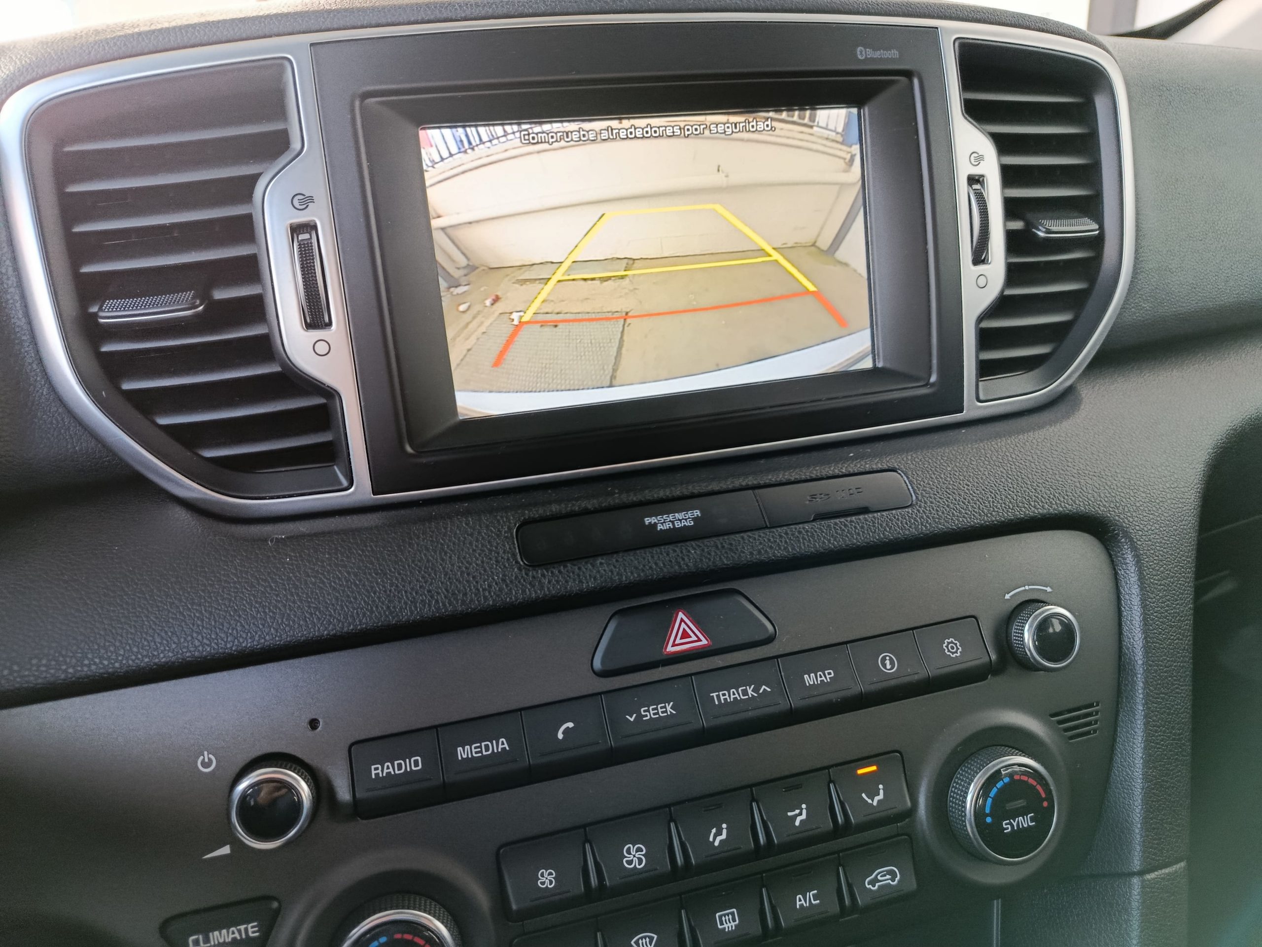 KIA SPORTAGE 1.7 CRDI 115CV BUSINESS ECO-DYNAMICS S&S 4X2 MT6 - Imagen 18