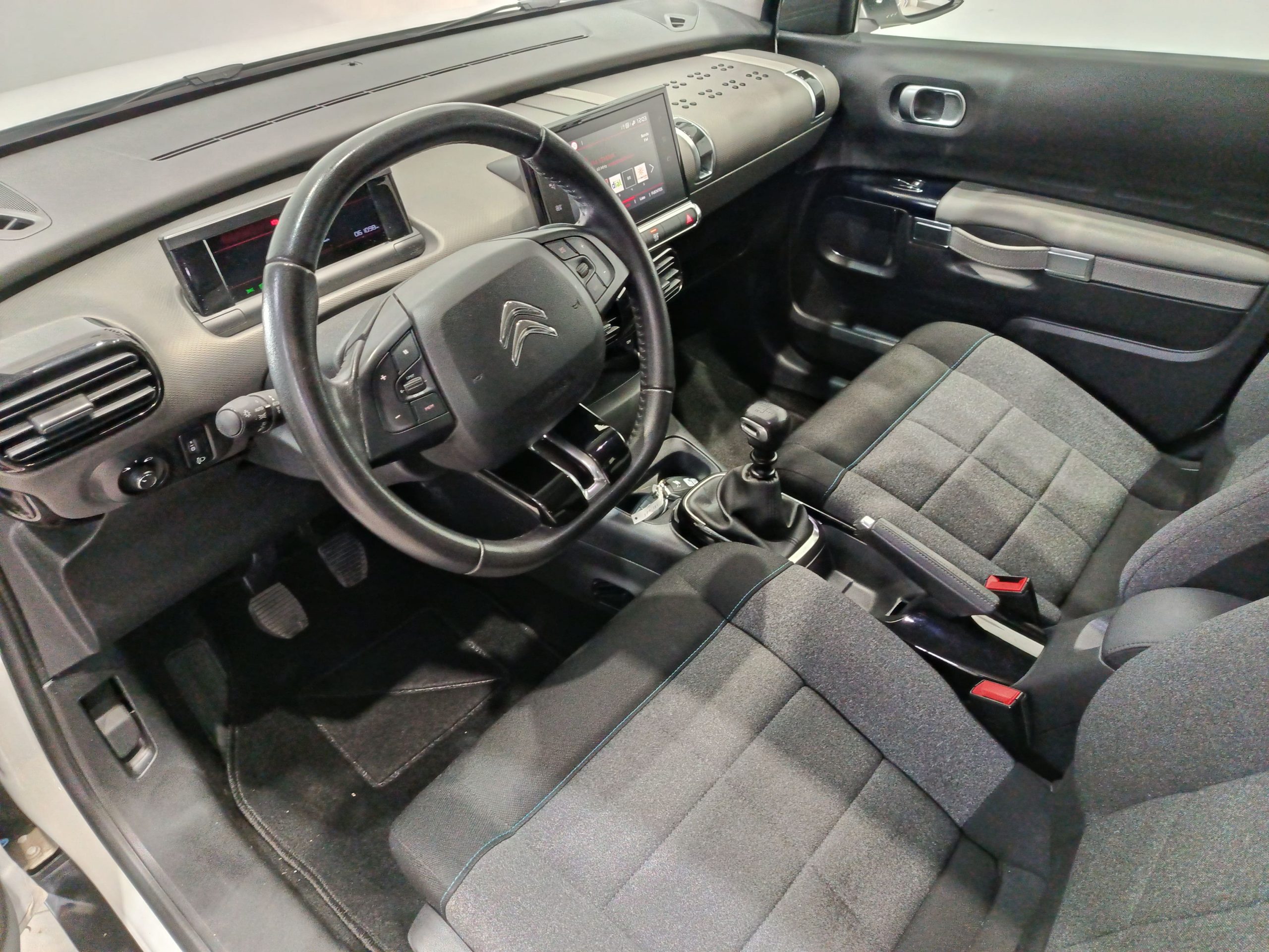 CITROEN C4 CACTUS 1.5HDI SHINE 100CV - Imagen 9