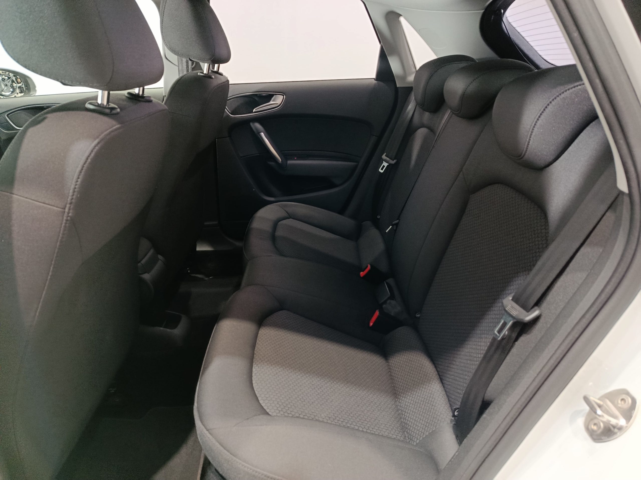 AUDI A1 SPORTBACK 1.6TDi S-LINE S-TRONIC 115CV - Imagen 10