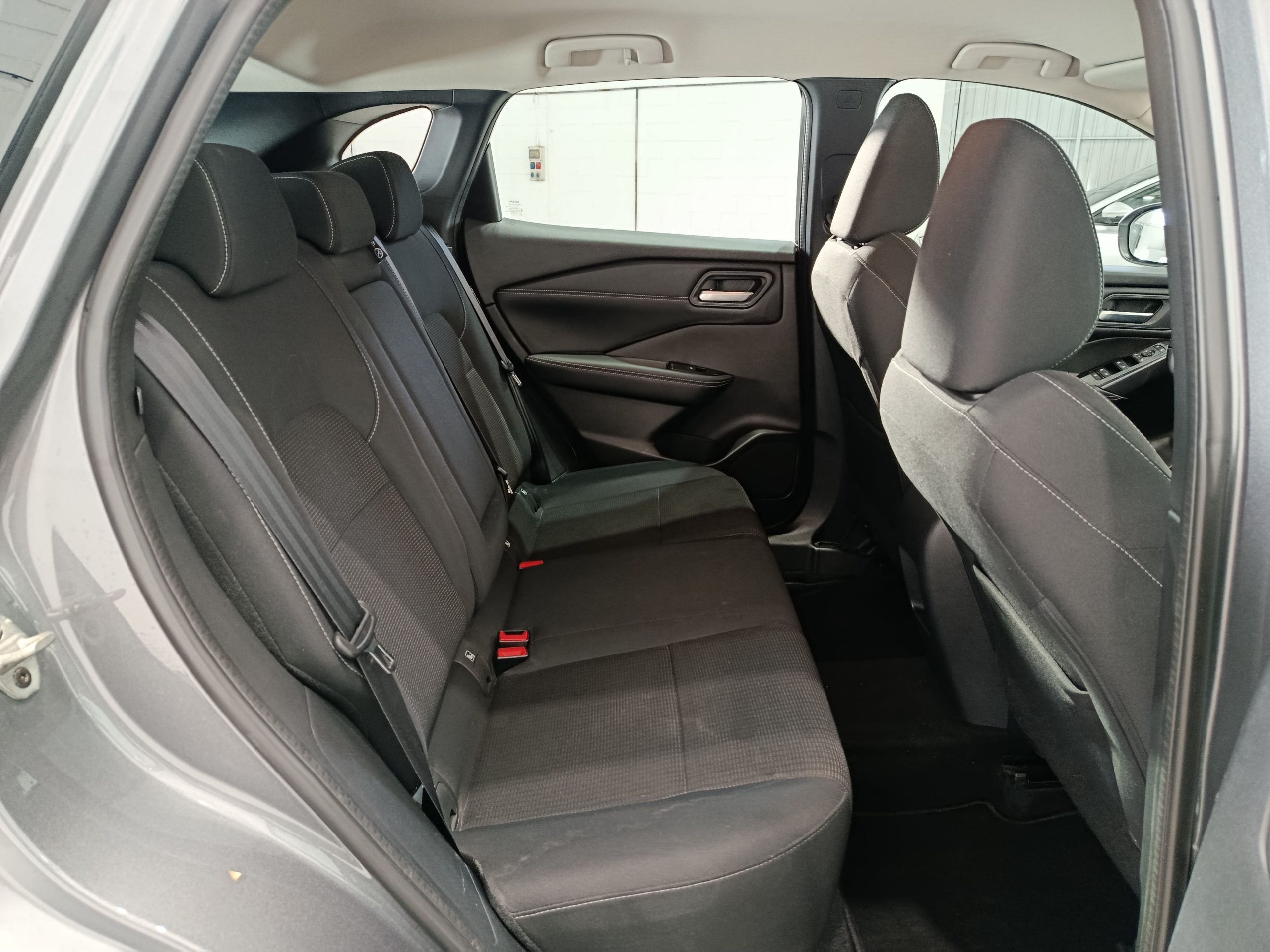 NISSAN QASHQAI 1.3DIG-T 158cv XTRONIC - Imagen 11