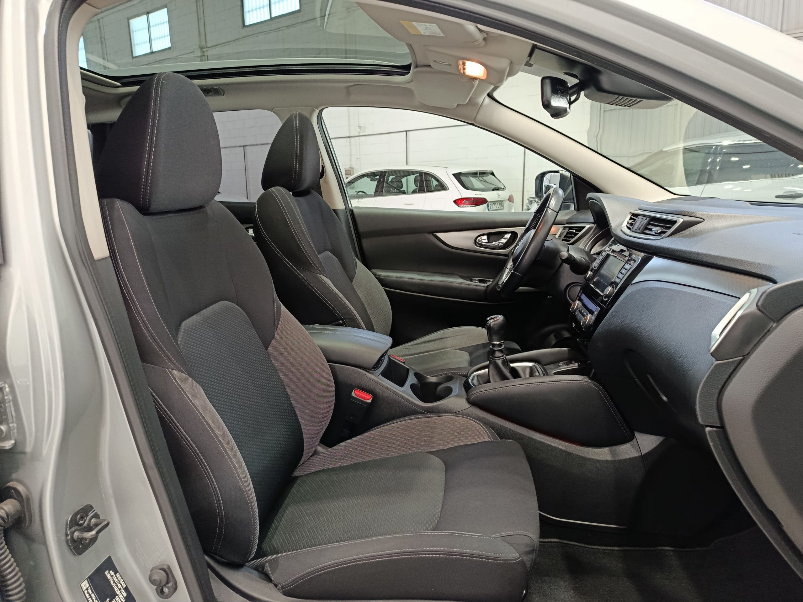 NISSAN QASHQAI 1.3 DIG-T 140CV N- CONNECTA - Imagen 19