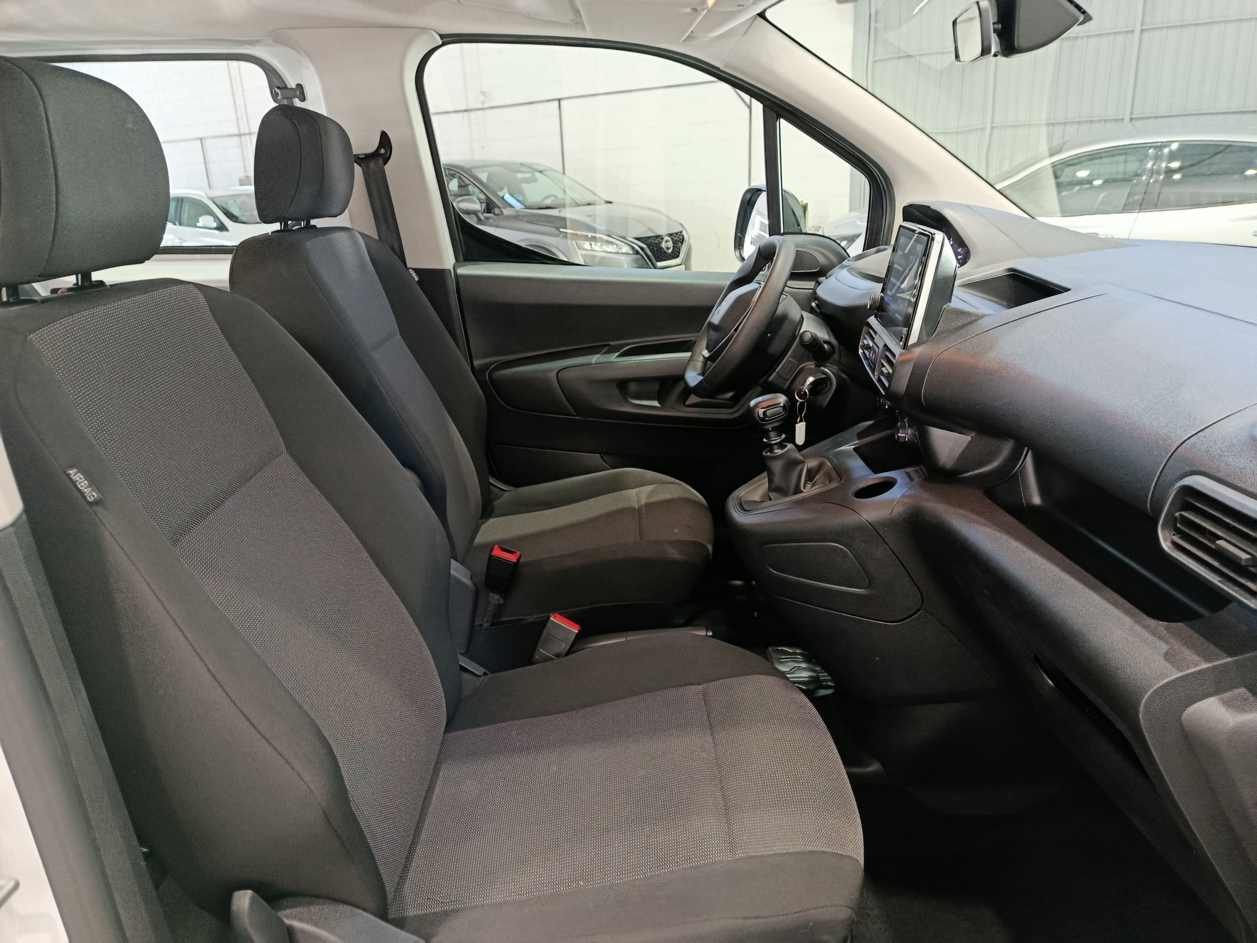 PEUGEOT RIFTER 1.5BHDi 100cv - Imagen 12