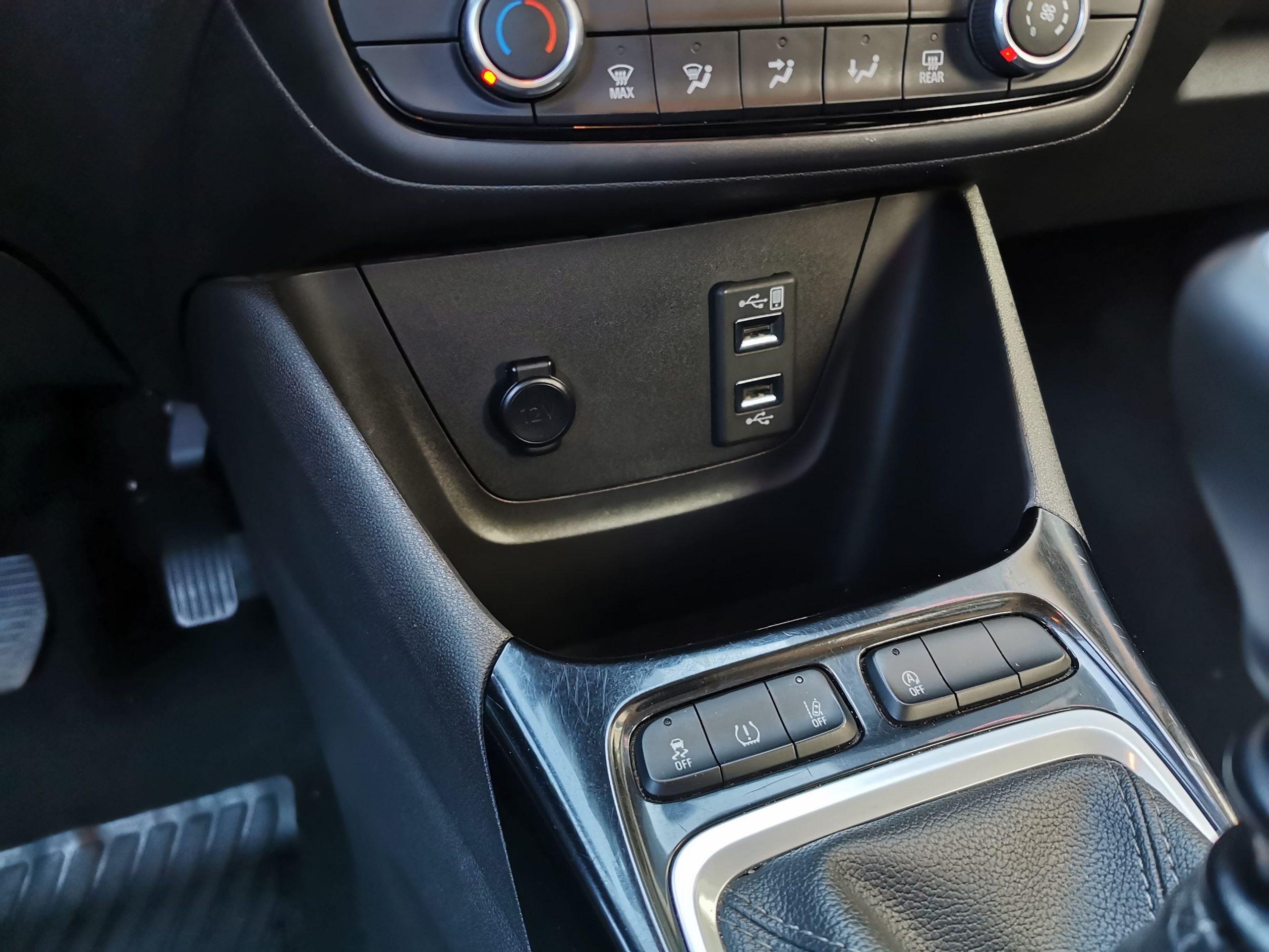 OPEL CROSSLAND 1.2I 110CV EDITION S&S 4X2 MT6 - Imagen 17