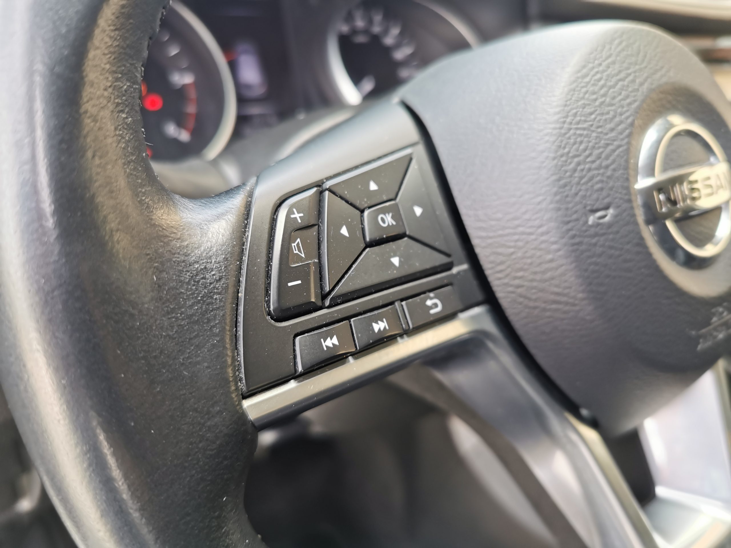 NISSAN QASHQAI 1.5dCi 115cv ACENTA - Imagen 16