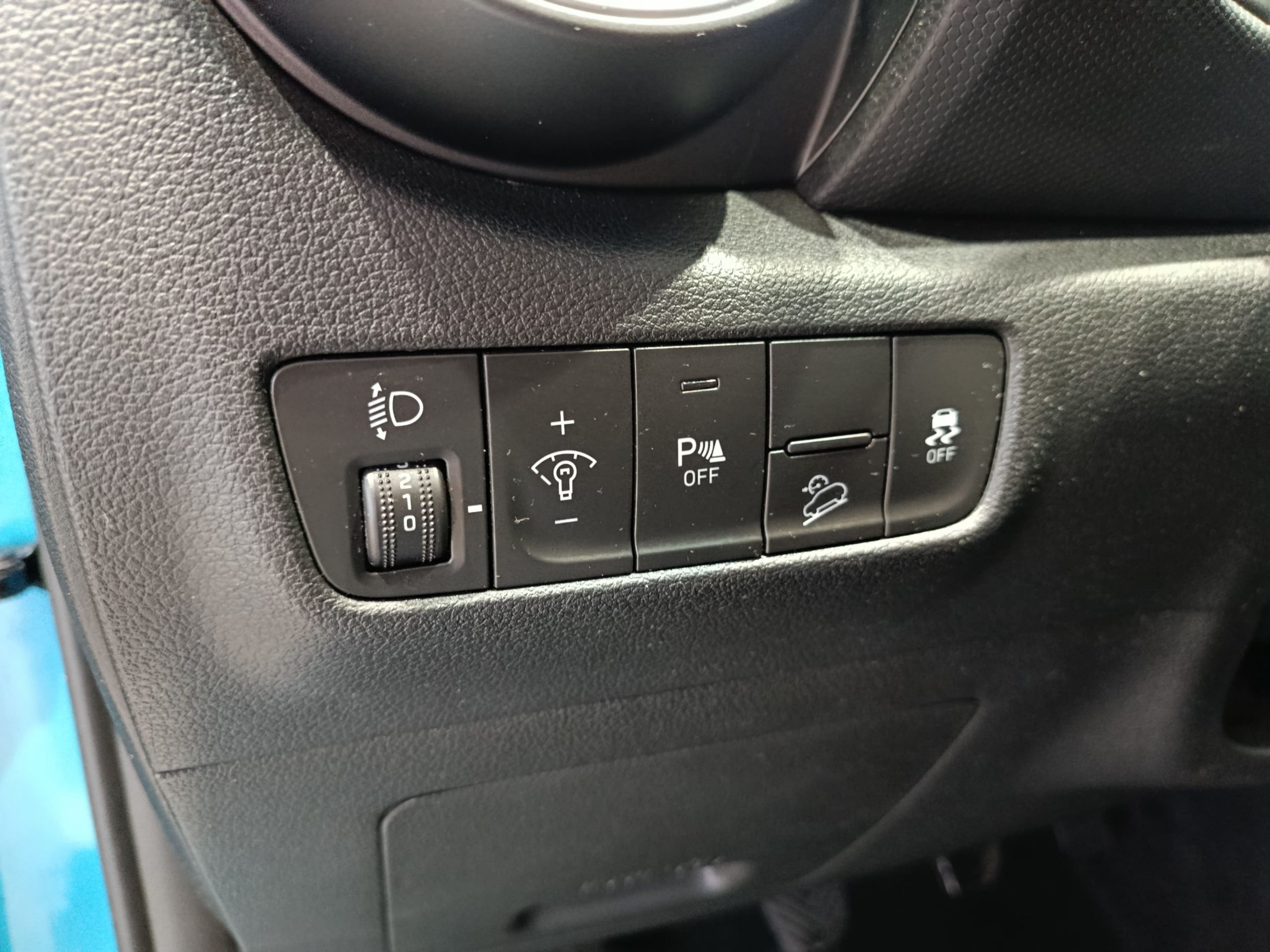 HYUNDAI KONA 1.0T MAXX 120CV - Imagen 18