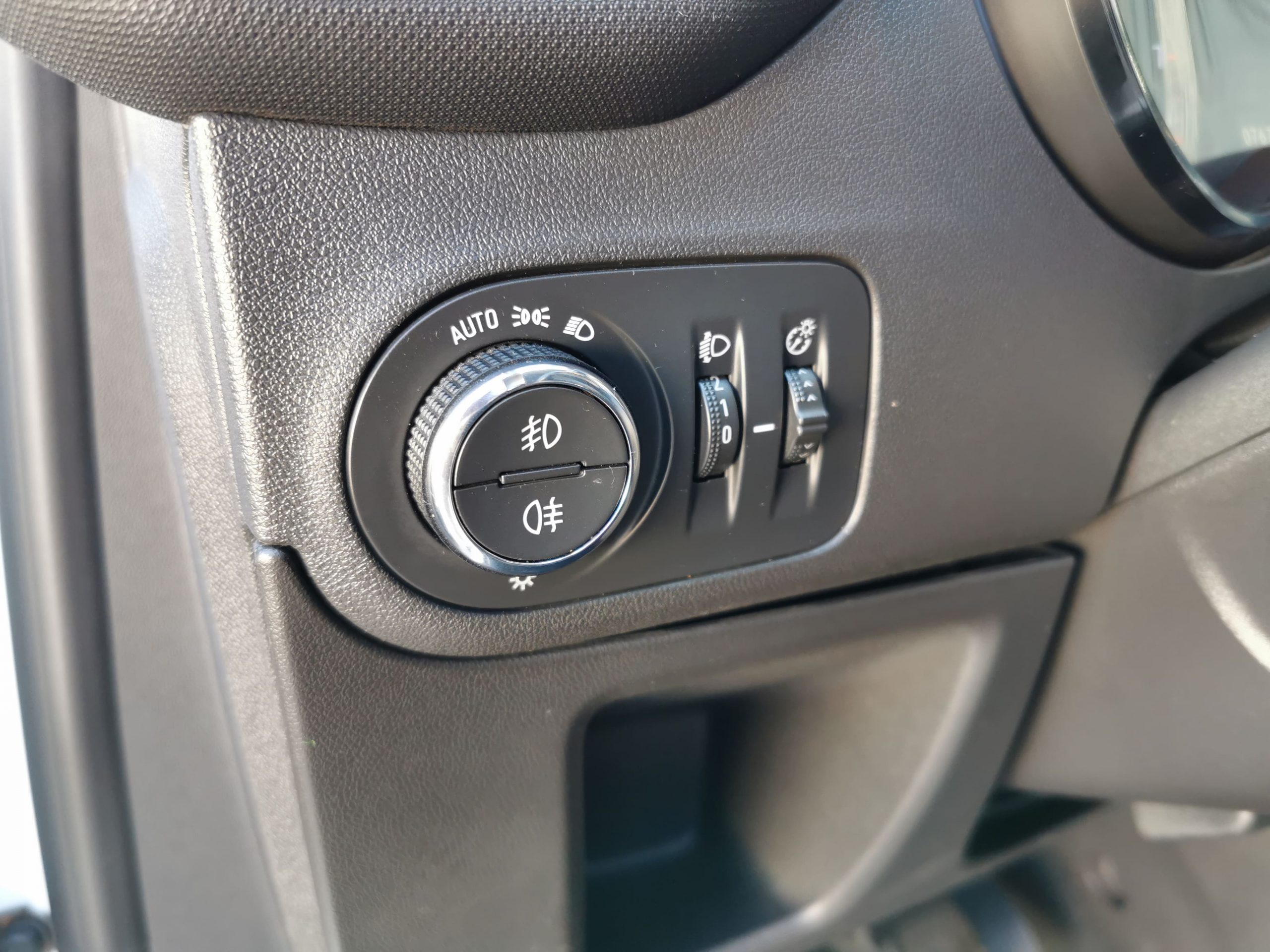 OPEL CROSSLAND 1.2I 110CV EDITION S&S 4X2 MT6 - Imagen 18